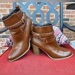 AE Ankle Boots